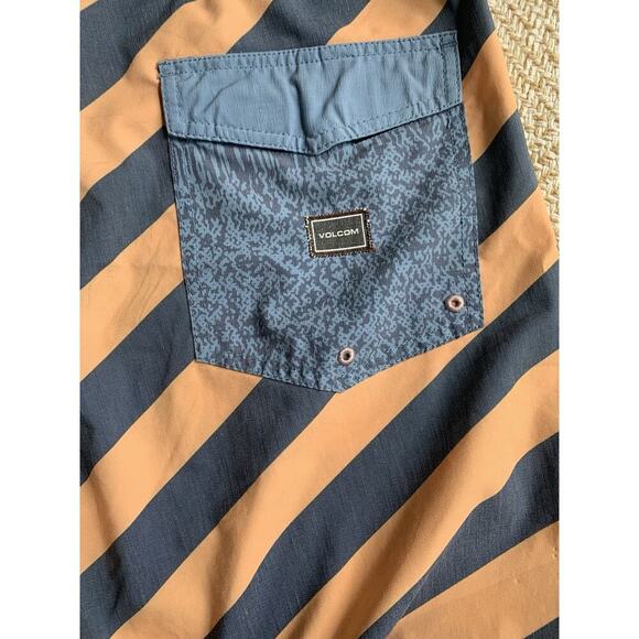 New Volcom Men's Stripey Stoney 19" Stretch Board Swim Shorts 38 - Picture 7 of 7